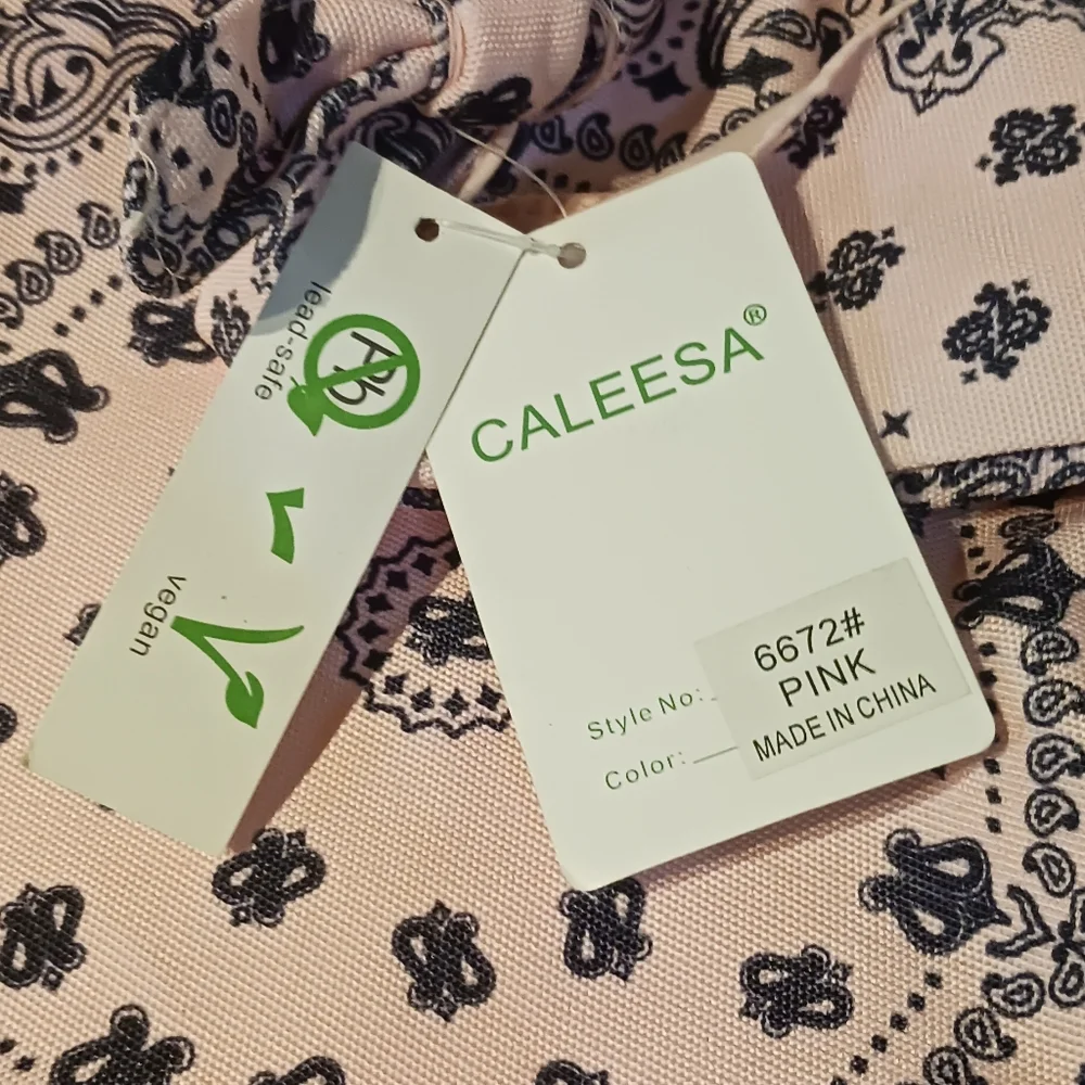 CALEESA PINK‎ HANKERCHIEF PRINT TOTE BAG NWT